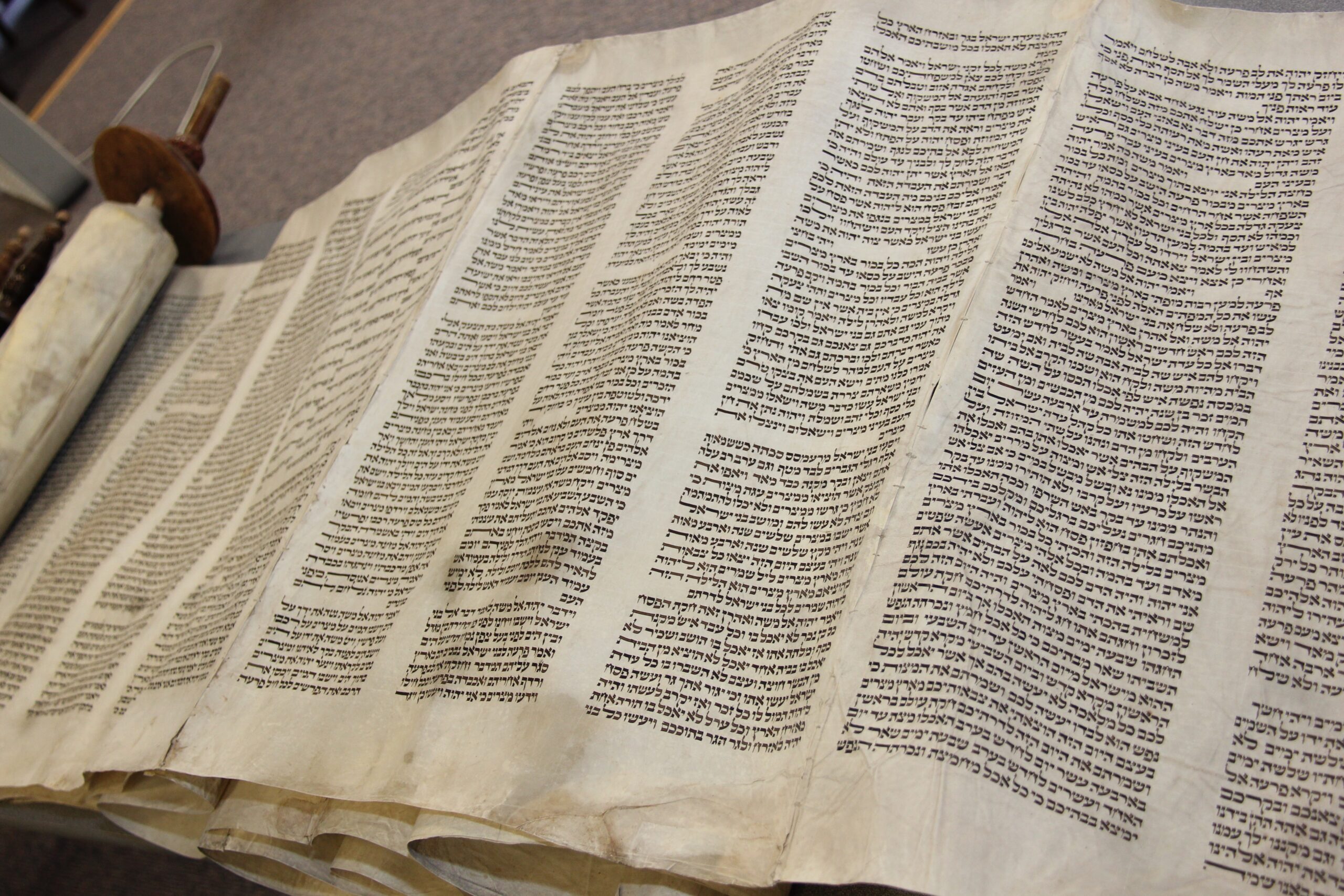 Holocaust Memorial Torah Scroll #1178 from Horazdovice, written in 1880